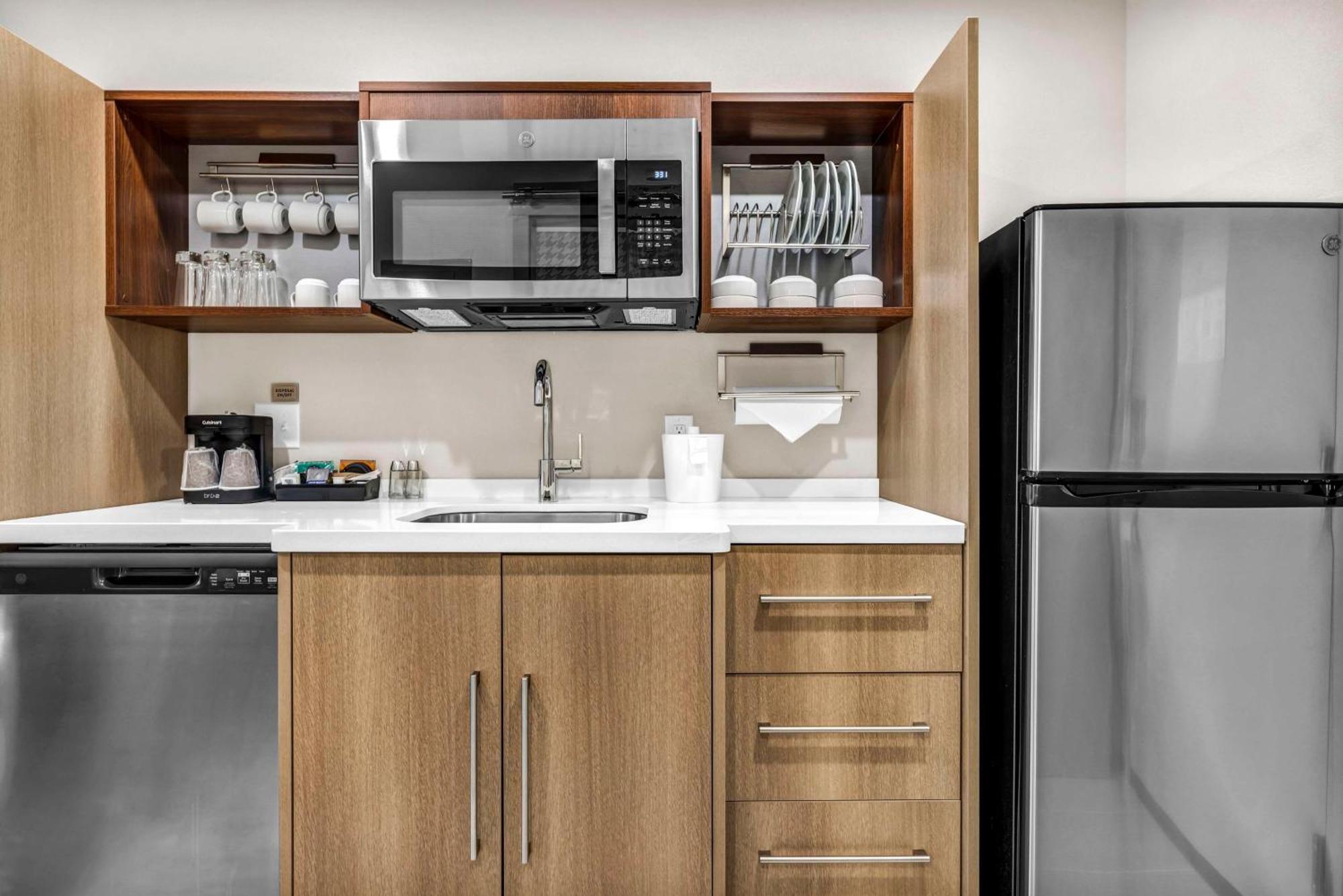 Home2 Suites By Hilton Raleigh West Lenovo Center ภายนอก รูปภาพ
