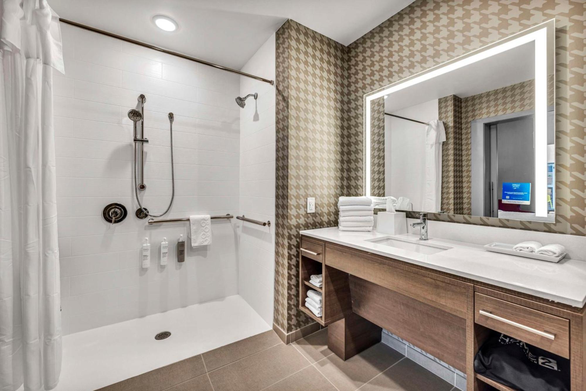 Home2 Suites By Hilton Raleigh West Lenovo Center ภายนอก รูปภาพ