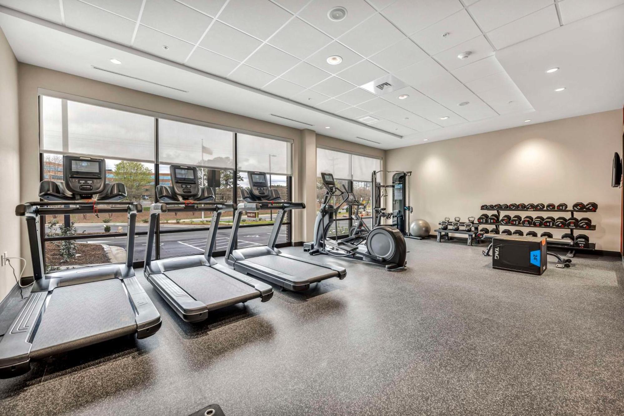 Home2 Suites By Hilton Raleigh West Lenovo Center ภายนอก รูปภาพ